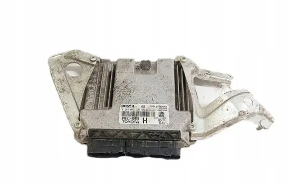 Toyota Yaris Engine control unit/module 896610D450