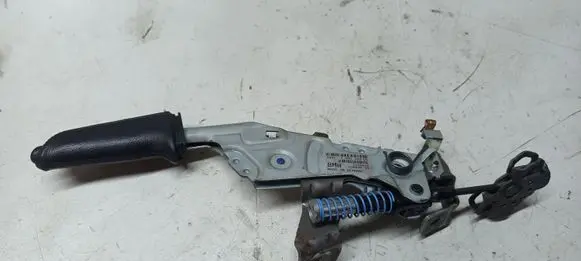 BMW X3 E83 Handbrake/parking brake lever assembly 10689010