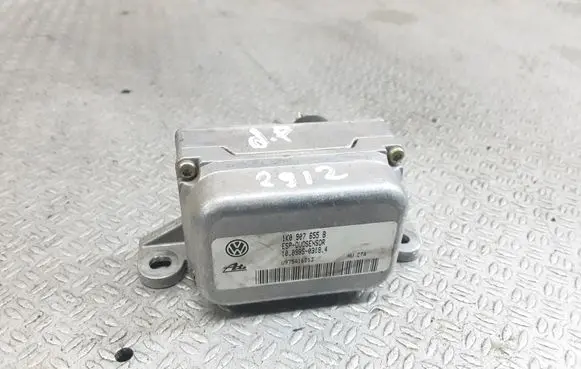 Volkswagen Golf V ESP acceleration yaw rate sensor 1K0907655B