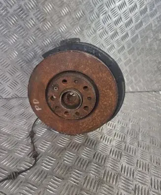 Alfa Romeo Giulietta Front wheel hub