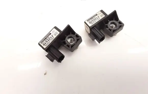 Renault Megane II Airbag deployment crash/impact sensor 8200411025 601298200