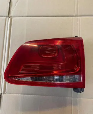 Volkswagen Touareg II Rear/tail lights 7P6945094C