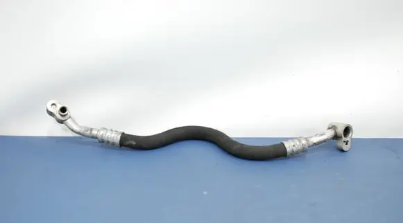 Audi A8 S8 D4 4H Air conditioning (A/C) pipe/hose