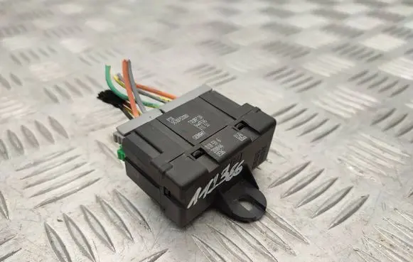 Citroen C5 Seat heating relay 9638053380
