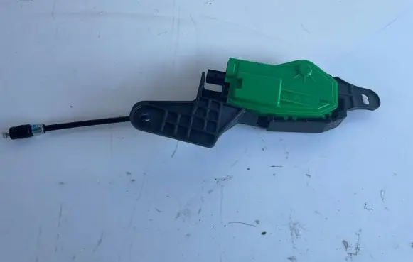 Fuel tank cap lock motor
