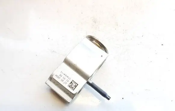 Mercedes-Benz EQB Air conditioning (A/C) expansion valve a2478307800 dx1t1a6t1a02