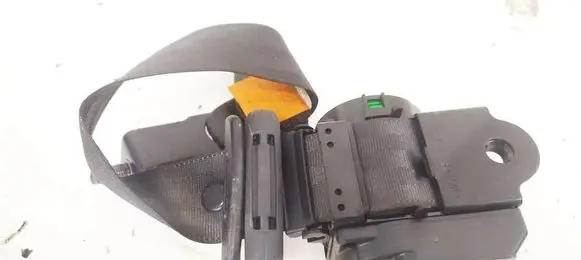Chevrolet Captiva Rear seatbelt 