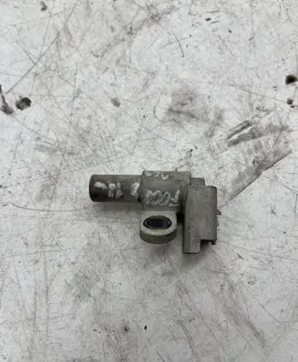 Ford Focus Camshaft position sensor 9665443580 0122P