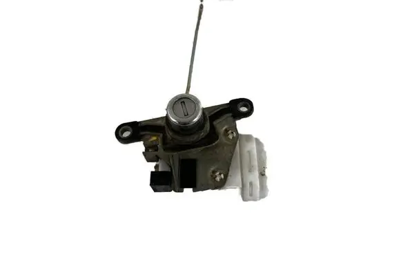 Audi A4 S4 B5 8D Tailgate exterior lock 8D0862055