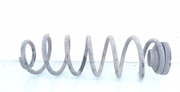 Volkswagen Polo Rear coil spring
