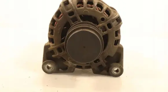 Renault Clio IV Generator/alternator 231003730R