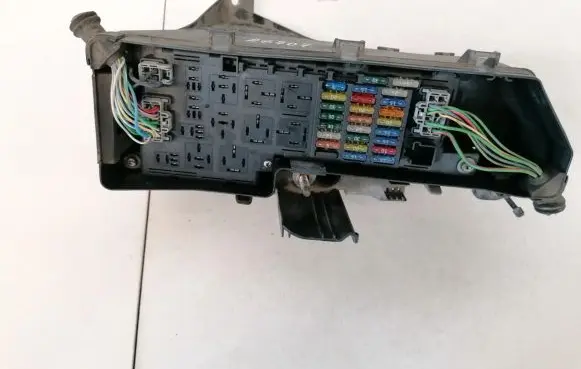Volvo S80 Fuse box set 9494210