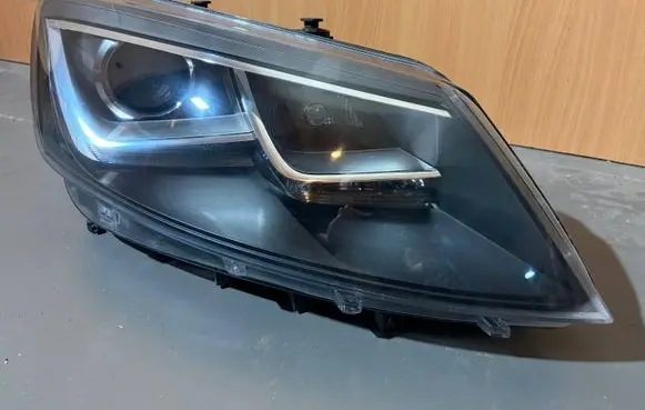 Seat Alhambra (Mk2) Headlight/headlamp 0301243282 7N5941752