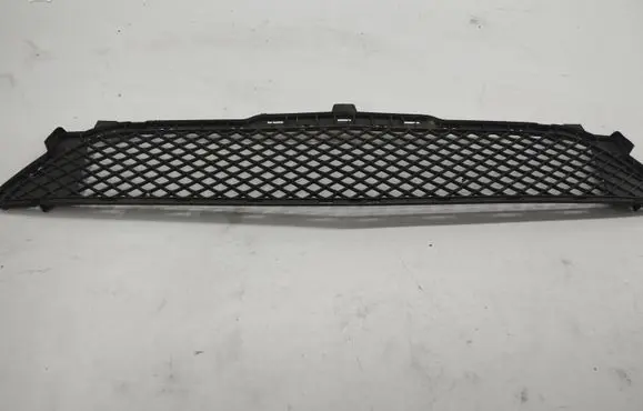 Mercedes-Benz B W246 W242 Front bumper lower grill A2468851122