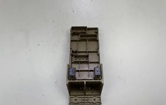 Subaru Impreza III Fuse module 82201FG010Z2 0T00TT0338 86090T