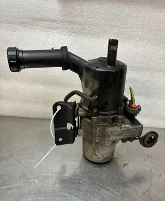 Citroen C4 I Picasso Power steering pump 9645102480