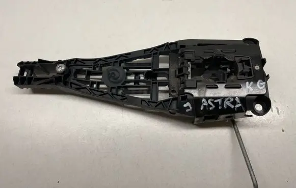 Opel Astra J Front door exterior handle/bracket 14096201