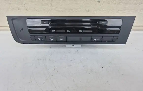 Audi A6 S6 C7 4G Radio/CD/DVD/GPS head unit 4G0035670L 4G0035670H