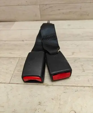 Mazda CX-7 Rear seatbelt buckle