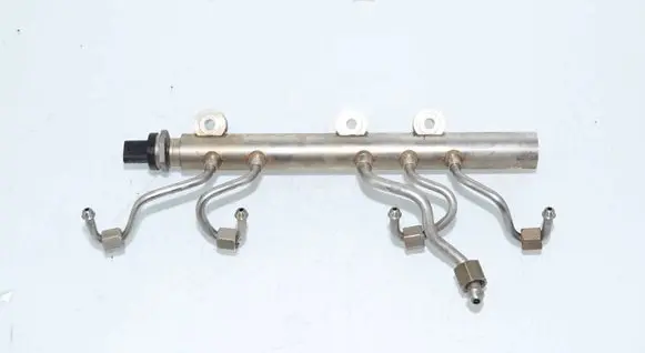 BMW X5 F15 Fuel main line pipe 8649320 13538649320 7642155