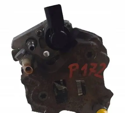 BMW 3 E90 E91 Fuel injection high pressure pump 7798333 0445010146