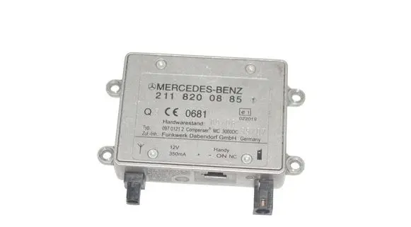 Mercedes-Benz R W251 Aerial antenna amplifier 2118200885 09760300 25554