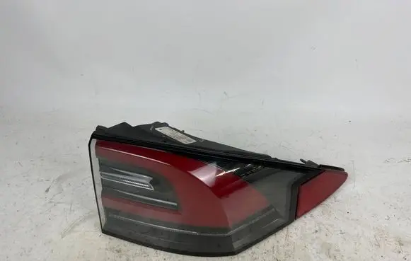 Tesla Model X Rear/tail lights 103433300A