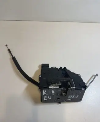 Peugeot Boxer Coupe door lock (next to the handle) 1342155080