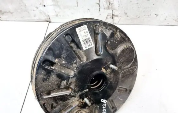 Audi Q3 8U Brake booster 5N1614105C