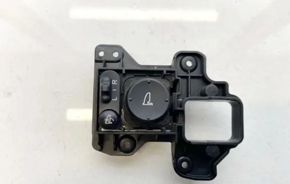 Honda Insight Wing mirror switch M33212