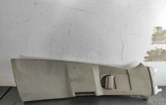 Volvo XC90 (B) pillar trim (top) 31651539 39831691