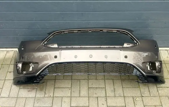 Ford Focus Front bumper