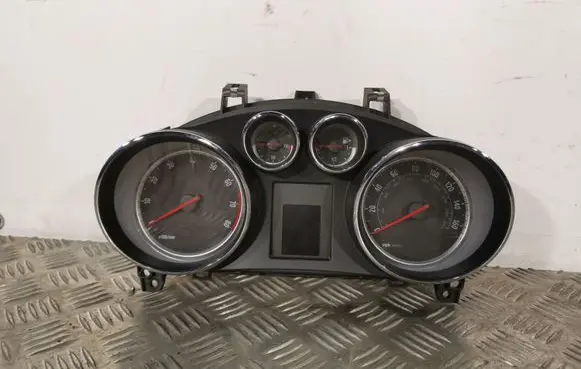 Opel Mokka X Speedometer (instrument cluster) 654663731 42342756