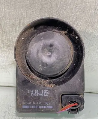 Volkswagen Tiguan Alarm system siren 1k0951605c