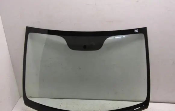 Hyundai i10 Front windscreen/windshield window 