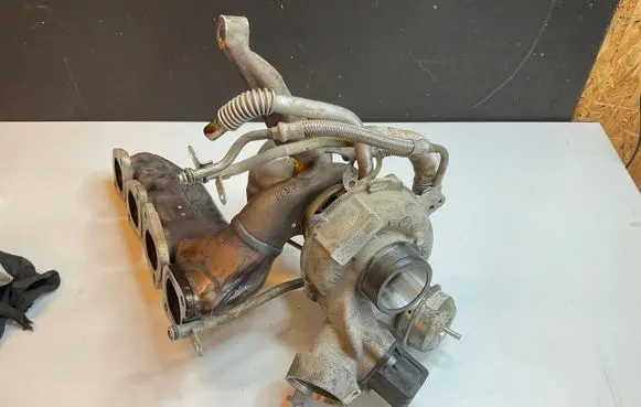 Mercedes-Benz E W238 Turbo A2740903280 A0072 17083101