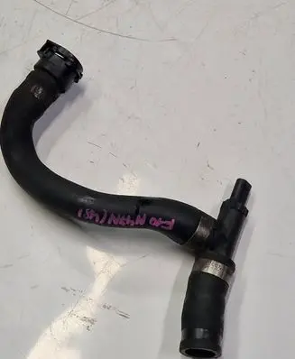 Coolant pipe/hose