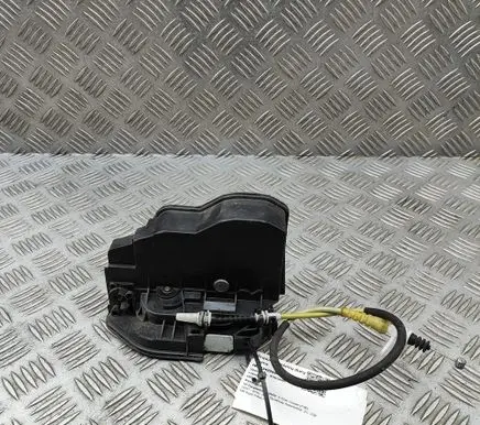 BMW 6 F06 Gran coupe Front door lock 7202144