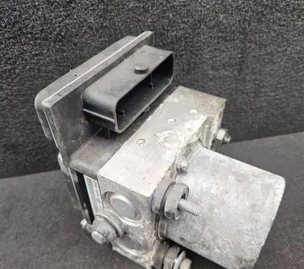 Audi A6 S6 C6 4F ABS Pump 4F0910517AL 4F0614517BA
