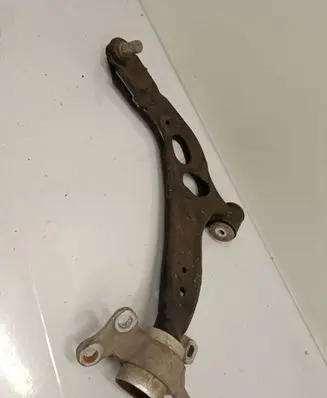 BMW 1 F40 Front lower control arm/wishbone