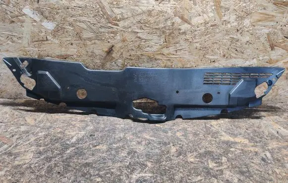 Toyota Corolla Verso AR10 Radiator trim 532890F010