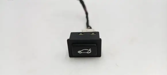BMW 5 E60 E61 Tailgate opening switch 6921846