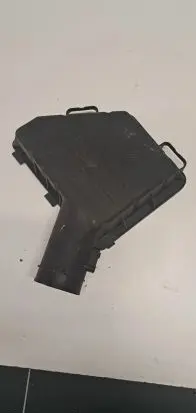 Chevrolet Camaro Air filter box cover 72140537
