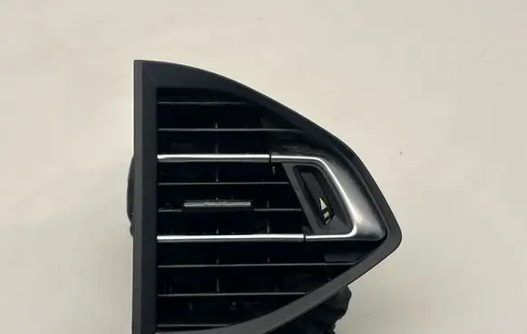 Peugeot 308 Dash center air vent grill 96782700 1304148X