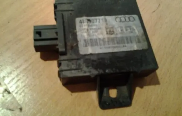 Audi A8 S8 D3 4E Alarm control unit/module 4E0907719 510030690