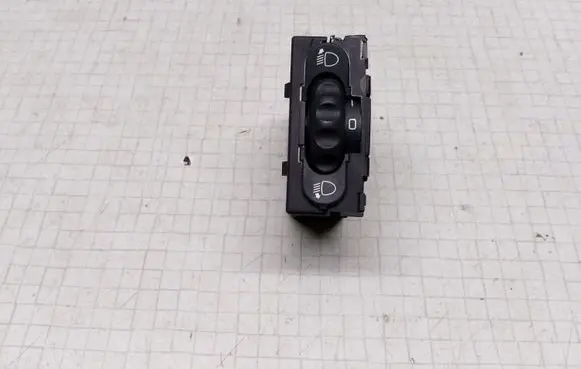 Renault Megane I Headlight level height control switch 7700841235