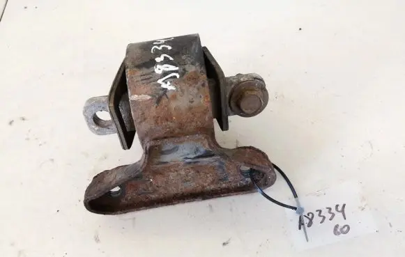 Chrysler Sebring (ST-22 - JR) Engine mount bracket 05085470ab