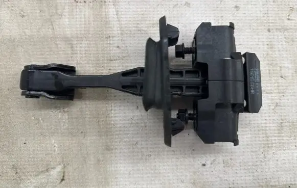 BMW X2 F39 Front door check strap stopper 7461560HR 23W05
