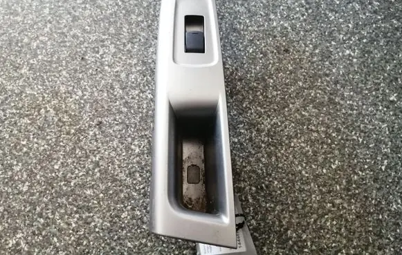 Subaru Impreza III Electric window control switch 94266FG500