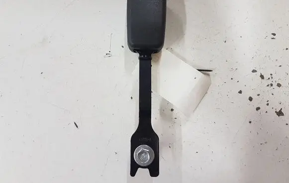 KIA Sorento Front seatbelt buckle Y3115L